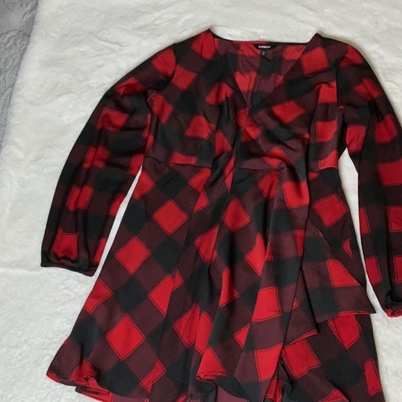 Express Red and Black Asymmetrical Tie Front SunDress - Picture 5 of 15